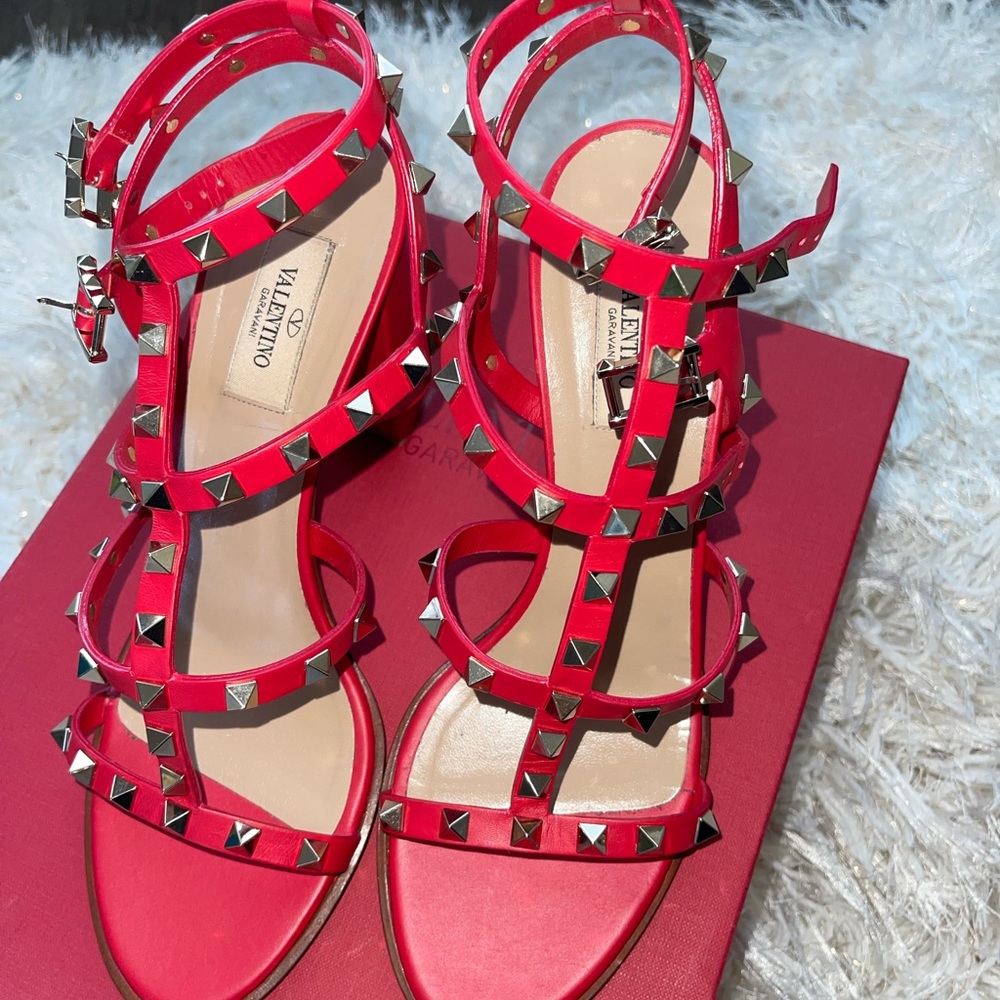 Valentino Garavani Heels